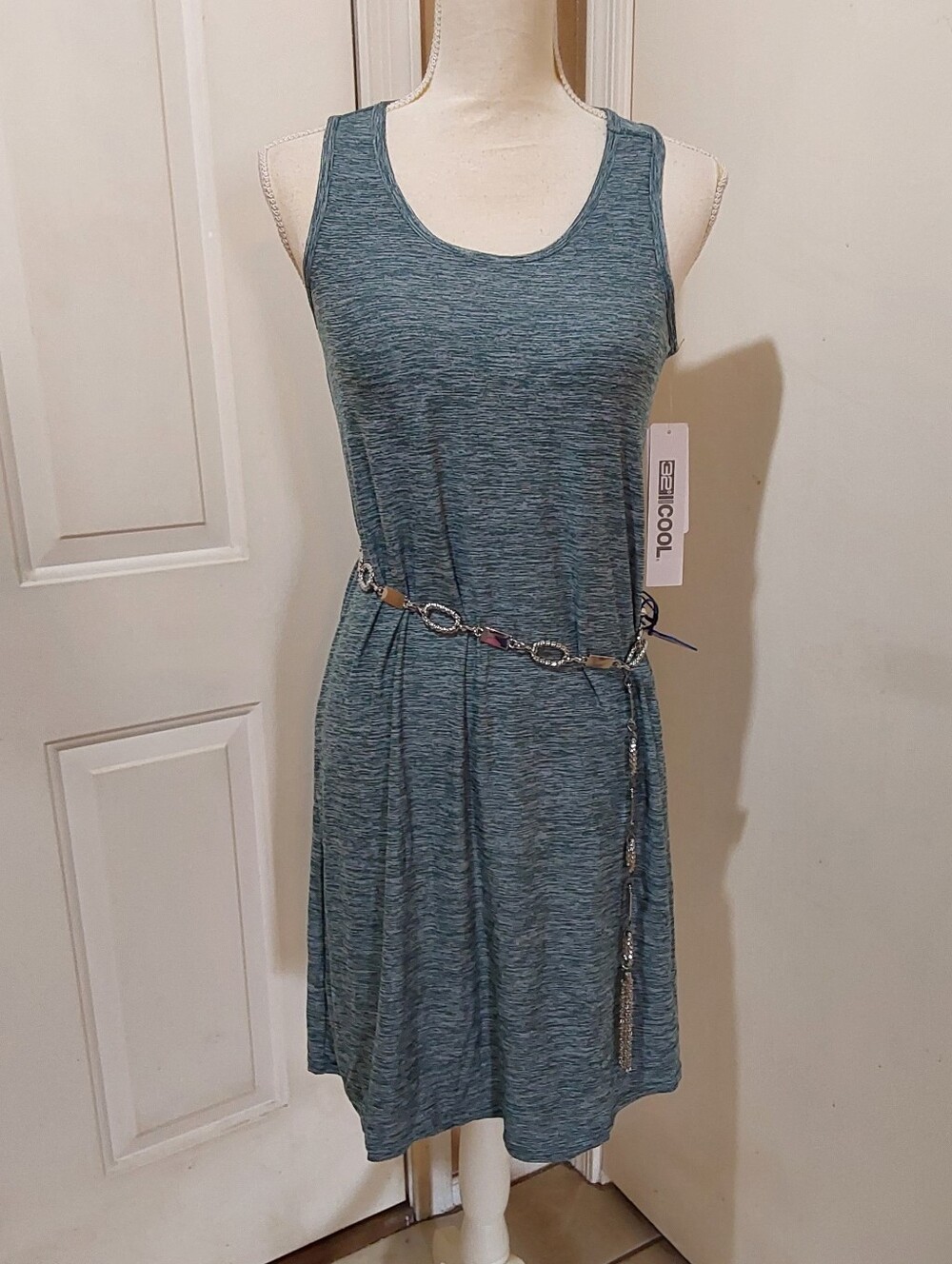 🌺 NWT 32 Degrees Casual T-Back Dress W/Bra Shelf